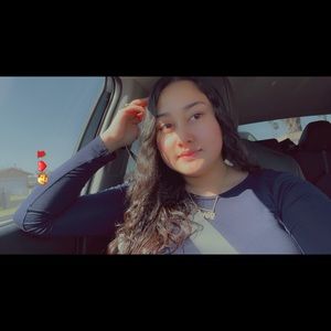 Meet your Posher, Fiorela